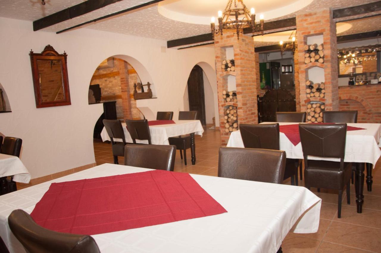 Hanul Cappsha Oradea Dış mekan fotoğraf